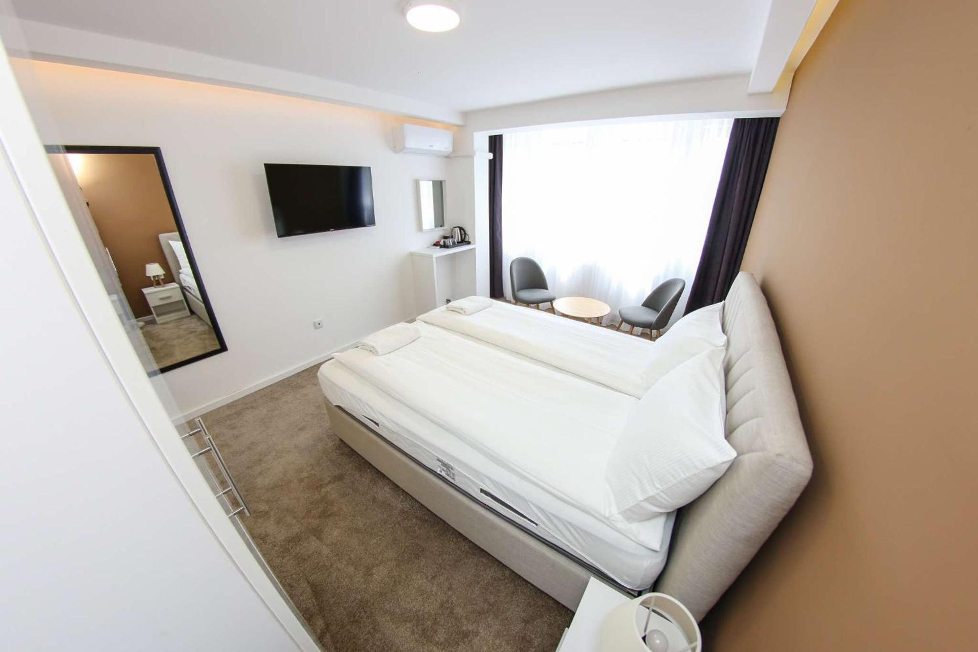 Guest House Like ซาราเยโว ภายนอก รูปภาพ