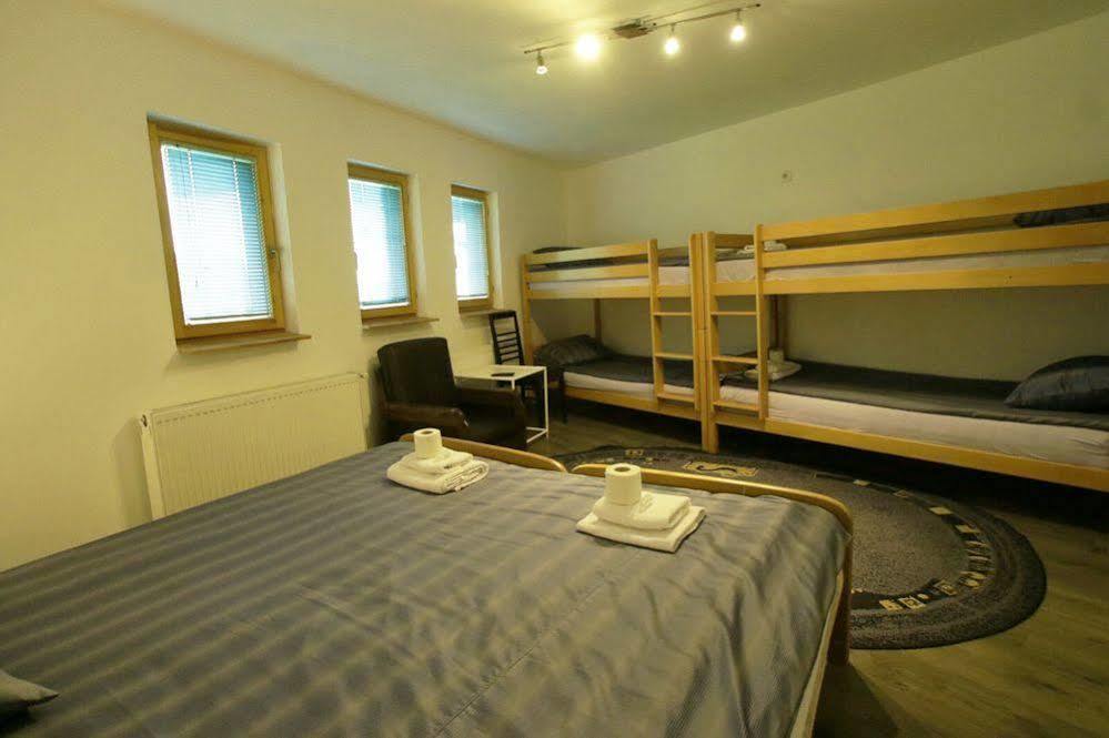 Guest House Like ซาราเยโว ภายนอก รูปภาพ