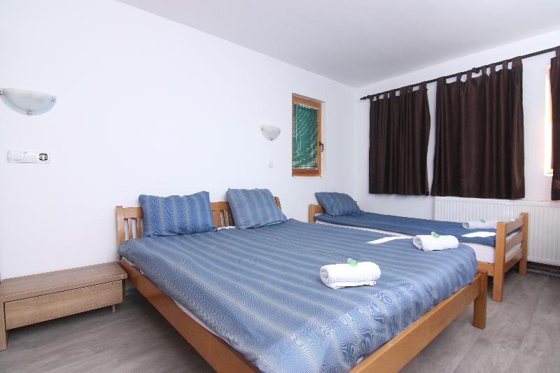 Guest House Like ซาราเยโว ภายนอก รูปภาพ